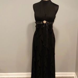 Black evening formal dress